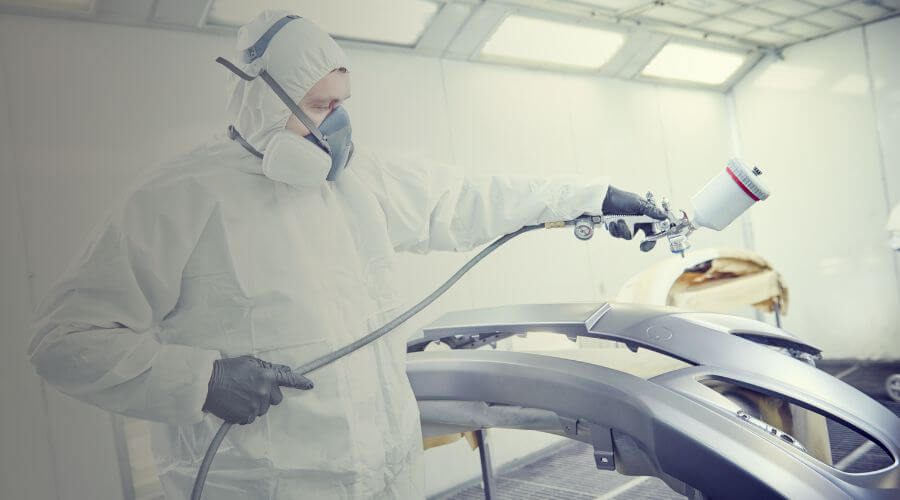 Why choose water damage restoration service for commercial flood cleanup in Antelope